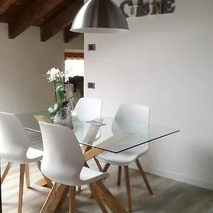  Appartement Relais + Private Parking Italië